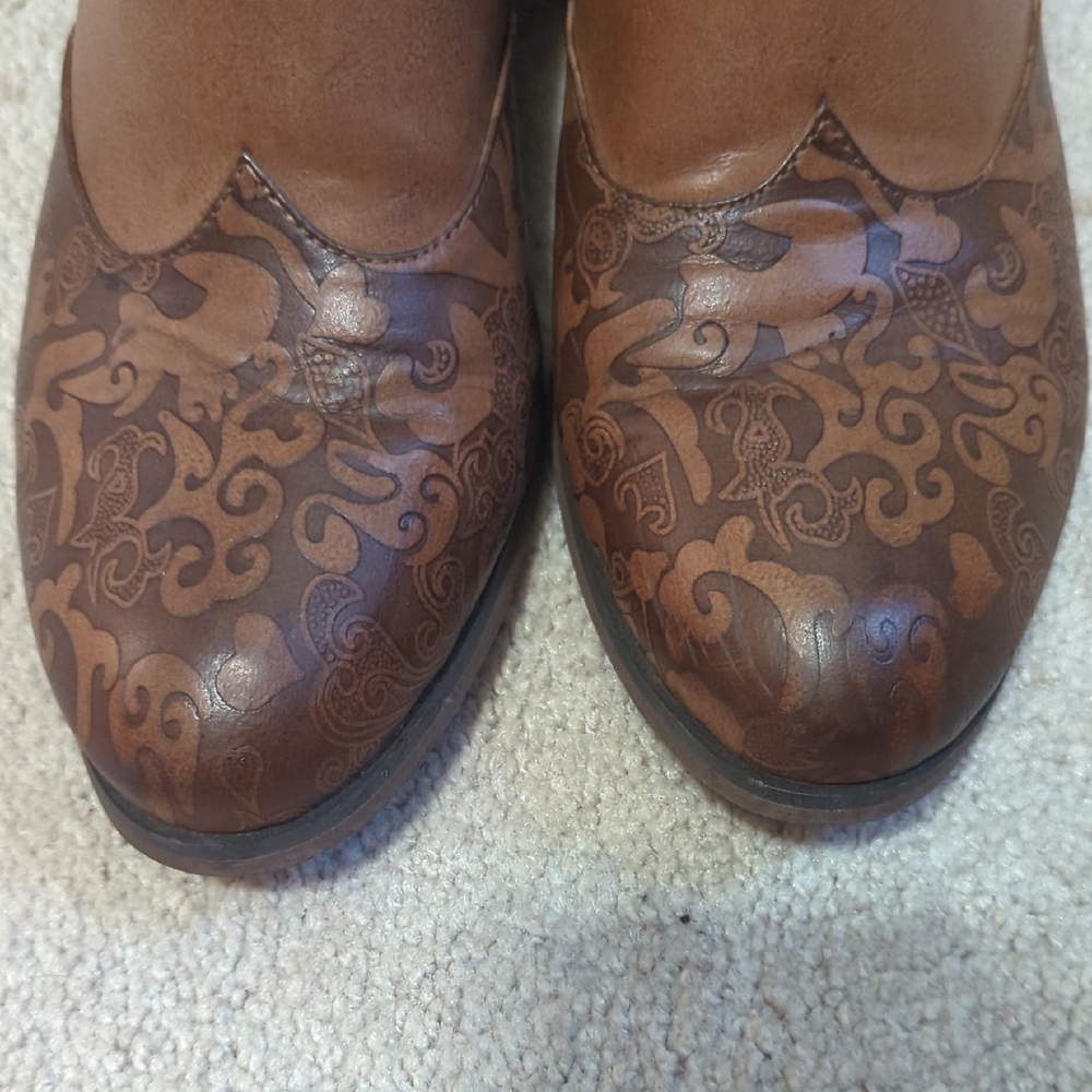 Chic Brown Patterned Ankle Boots - image 3